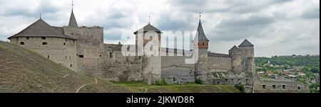 Das Panorama auf das Kamianets-Podilskyi Schloss, Ukraine Stockfoto