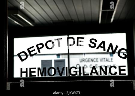 Blutablagerung und Hämovigilanz in einem Krankenhauslabor. Stockfoto