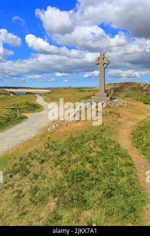 Keltisches Kreuz auf Llanddwyn Island, Ynys LLanddwyn, Isle of Anglesey, Ynys Mon, North Wales, VEREINIGTES KÖNIGREICH. Stockfoto