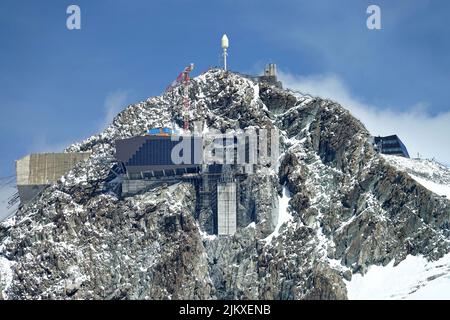 Klein Matterhorn, die höchste Seilbahnstation der alpen. Zermatt, Schweiz - August 2022 Stockfoto