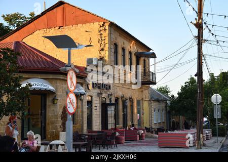 Derbent, Russland - 24. Juli 2022: Straße in der Altstadt. Derbent ist die alte Stadt in Russland, mehr als 5000 Jahre Geschichte. Republik Dagestan Stockfoto