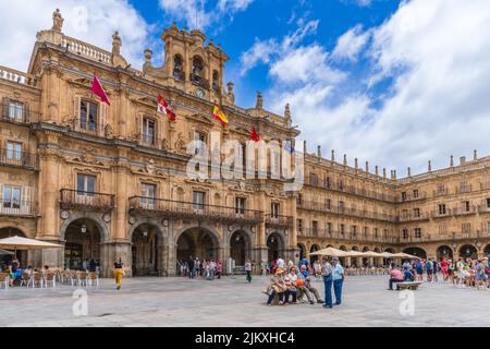 Salamanca, Spanien, 08. Juni 2022. Blick auf die spektakuläre Plaza Mayor von Salamanca in Spanien Stockfoto