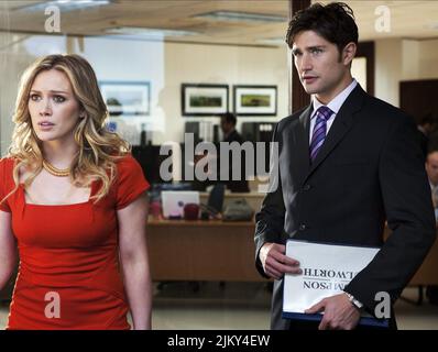 HILARY DUFF, MATT DALLAS, Schönheit und den Aktenkoffer, 2010 Stockfoto