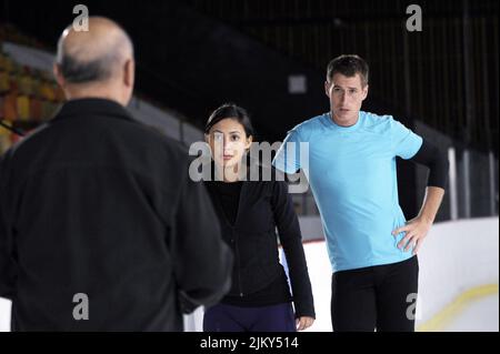 ZHENHU HAN, FRANCIA RAISA, BRENDAN FEHR, DER SCHNEIDE: Feuer und Eis, 2010 Stockfoto