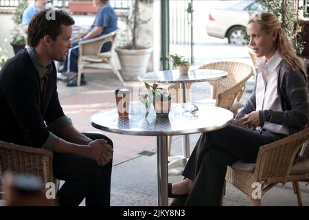 AUSTIN NICHOLS, MARIA BELLO, SCHÖNER JUNGE, 2010 Stockfoto