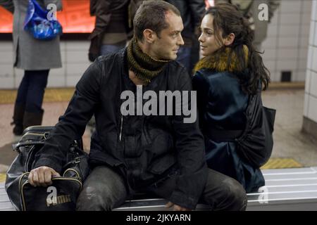 JUDE LAW, Alice Braga, REPO Männer, 2010 Stockfoto