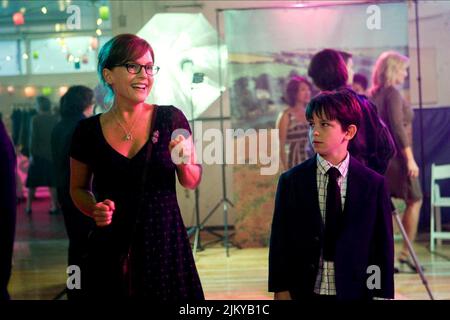 RACHAEL HARRIS, ZACHARY GORDON, DIARY OF A WIMPY KID, 2010 Stockfoto