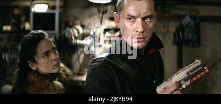 ALICE BRAGA, JUDE LAW, REPO Männer, 2010 Stockfoto