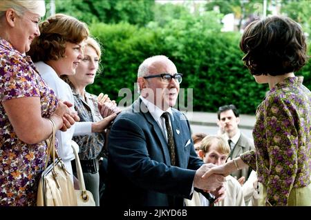 NICOLA DUFFETT, LORRAINE STANLEY, Geraldine James, Bob Hoskins, Sally Hawkins, hergestellt in Dagenham, 2010 Stockfoto