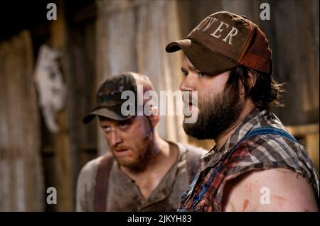 ALAN TUDYK, TYLER LABINE, Tucker und Dale gegen böse, 2010 Stockfoto