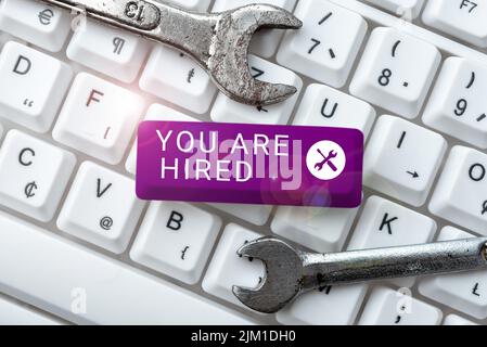 Schreiben mit Text, den Sie eingestellt sind. Business Idea Recruitment für eine Stelle ausgewählt der richtige Kandidat -48907 Stockfoto