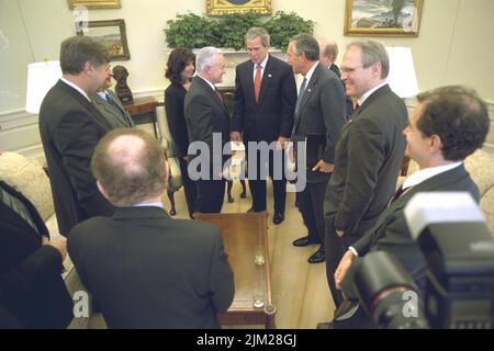 Büro des Sekretärs - FOTOS DES WEISSEN HAUSES MIT SEKRETÄR DONALD EVANS Stockfoto