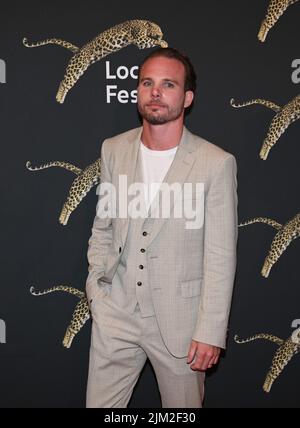 Locarno, Schweiz. 04. August 2022. Locarno, Swiss Locarno Film Festival 2022 Photocall Elvira Legrand, Charles Legrand, Kevin Lütolf im Foto: Charles Legrand Credit: Independent Photo Agency/Alamy Live News Stockfoto