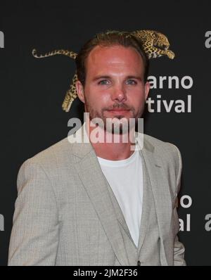 Locarno, Schweiz. 04. August 2022. Locarno, Swiss Locarno Film Festival 2022 Photocall Elvira Legrand, Charles Legrand, Kevin Lütolf im Foto: Charles Legrand Credit: Independent Photo Agency/Alamy Live News Stockfoto