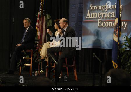 Büro des Sekretärs - SEKRETÄRINNEN SNOW, EVANS UND CHAO FÜR DIE JOBS UND WACHSTUM TOUR Stockfoto