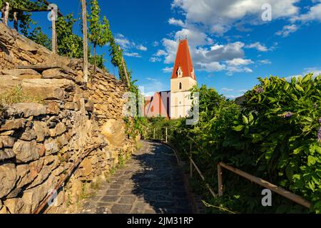 Kirche in Weissenkirchen in der Wachau - im Donautal. Wachau. Niederösterreich Stockfoto