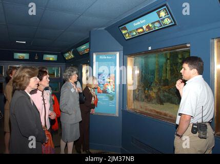 Büro des Sekretärs - KANDIDATUREN VON SEKRETÄR DONALD EVANS UND KABINETTSFRAUEN Stockfoto