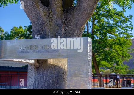 Gedenkskulptur für James Dean im Jack Ranch Café, Cholame, Zentralkalifornien, in der Nähe, wo er bei einem Autounfall ums Leben kam. Stockfoto