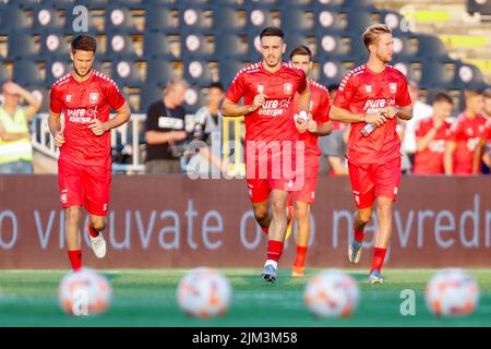 BELGRAD, SERBIEN – AUGUST 4: Ricky van Wolfswinkel (c) vom FC Twente, Julio Pleguezuelo vom FC Twente, Michel VLAP vom FC Twente während des dritten Qualifikationsspiels der UEFA Europa Conference League zwischen FK Cukaricki und FC Twente im Stadion FK Partizan am 4. August 2022 in Belgrad, Serbien (Foto von Nicola Krstic/Orange Picches) Stockfoto