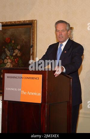 Büro des Sekretärs - PRÄSENTATION VON SEKRETÄR DONALD EVANS VOR DEM RAT DER VEREINIGTEN STAATEN Stockfoto