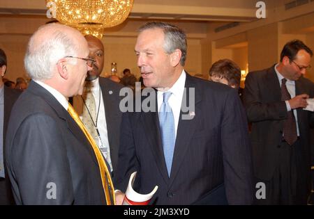 Büro des Sekretärs - PRÄSENTATION VON SEKRETÄR DONALD EVANS VOR DEM RAT DER VEREINIGTEN STAATEN Stockfoto
