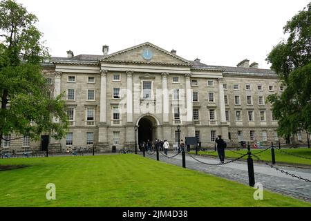 Haupteingang, Trinity College, Coláiste na Tríonóide, Dublin, Baile Átha Cliath, Irland, Éire, Irland, Írország, Europa Stockfoto