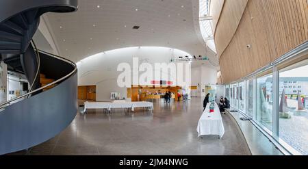 Innenansicht des Empfangsbereichs des Kulturzentrums in Nuuk, Grönland, am 20. Juli 2022 Stockfoto