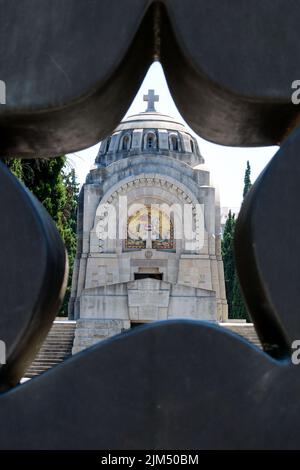 Serbische Gedenkstätte, Militärnekropole Zeitenlik, Thessaloniki, Mazedonien, Nordostgriechenland Stockfoto