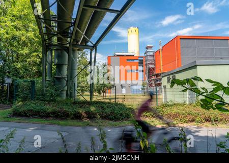 Heizkraftwerk Hiltrop, der Stadtwerke Bochum, erdgasbetriebenes Heizkraftwerk, das als Gas-und-Dampf-Kombikraftwerk gebaut ist, das Kraftwerk verkauft Stockfoto