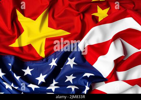Amerikanische und chinesische Flaggen, diplomatisches Krisenkonzept Stockfoto