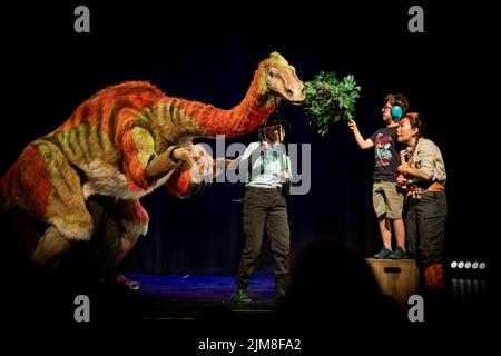 Dinosaur World Live, Dinosaur, world, live, Barry Gore, Beutelproduktion Stockfoto