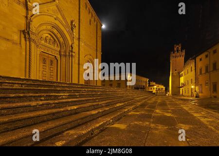 Kuppelplatz aus Arezzo, Toskana, Italien. Stockfoto