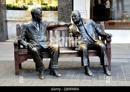 Statue von Churchill/Roosevelt Stockfoto