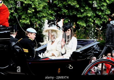 Prinz Harry, Camilla, Catherine Stockfoto