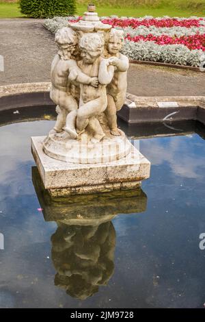 Cherubs am Fountain St. Fagan's Cardiff Glamorgan Stockfoto