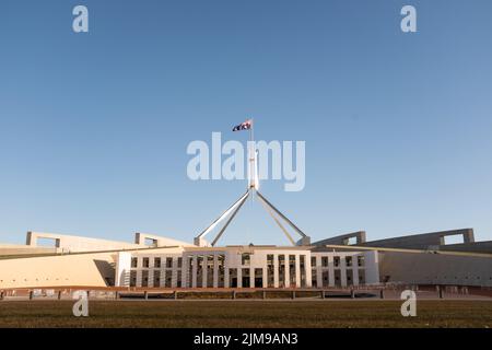 Das neue australische Parlamentsgebäude in Canberra, Australien bei Sonnenuntergang Stockfoto