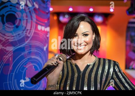 Wachsporträt von Demi Lovato im Madame Tussauds Istanbul. Demi Lovato ist eine amerikanische Sängerin, Liedermacherin und Schauspielerin. Stockfoto