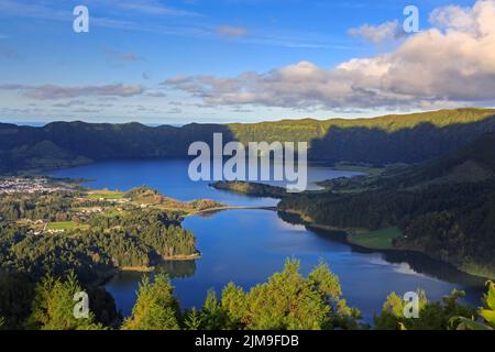Lagoa Verde und Lagoa Azul auf San Miguel von den Azoren Stockfoto