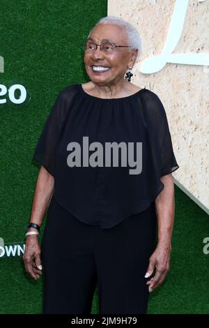 4. August 2022, Westwood, CA, USA: LOS ANGELES - 4. AUGUST: Billie Harris bei der Premiere Der A League of Their Own am 4. August 2022 im Easton Stadium, UCLA in Westwood, CA (Bildquelle: © Kay Blake/ZUMA Press Wire) Stockfoto