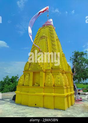 Eine schöne Aufnahme des Nag Devta Tempels in Gujarat Indien. Zezra, Viramgam, Ahemdabad, Gujarat Stockfoto