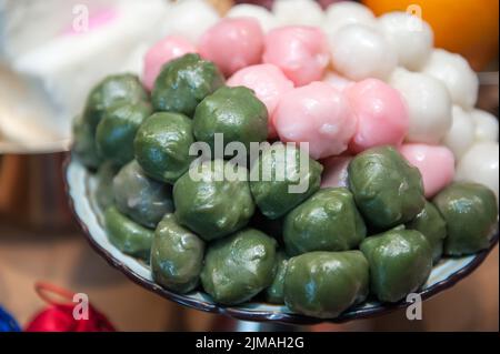 Koreanisches Essen, Platte Tteok, eine koreanische Reiskuchen Stockfoto