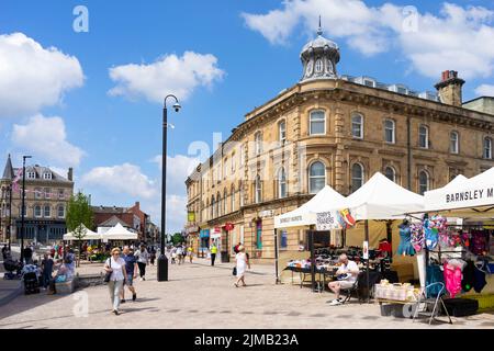 Barnsley Marktstände in Peel Square im Stadtzentrum Barnsley South Yorkshire West Riding of Yorkshire England GB Europa Stockfoto