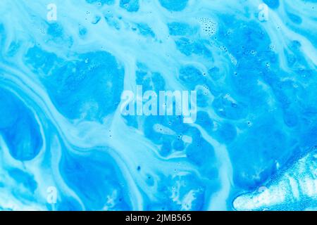 Abstrakte himmelblaue Emulsion malen Kunst Hintergrund Stockfoto