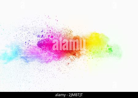 Bunte Pulver Explosion auf weißem Hintergrund. Pastellfarben Staubpartikel Spritzwasser. Stockfoto