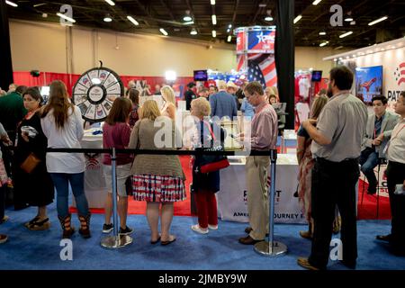 Dallas, Texas, USA. 5. August 2022. Das CPAC Texas 2022, 08/05/2022, in Dallas, Texas, wurde im Hilton Anatole veranstaltet. (Bild: © Chris Rusanowsky/ZUMA Press Wire) Bild: ZUMA Press, Inc./Alamy Live News Stockfoto