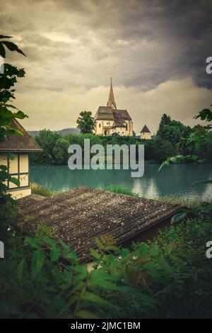 Kirche Maria Wert am Wörthersee in der Nähe von Velden in Österreich im Sommer Stockfoto