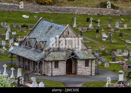 Great Orme Cemetery Chapel, in Hangfriedhof. Llandudno, Nordwales, Großbritannien Stockfoto