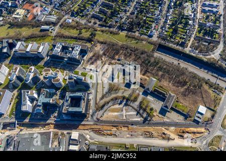 Luftaufnahme, Flughafen Düsseldorf GmbH - Zentrale sowie altes Kasernenareal an der Düsseldorf Airport Road, ehemaliges Bundespolizeigebäude in Düsse Stockfoto
