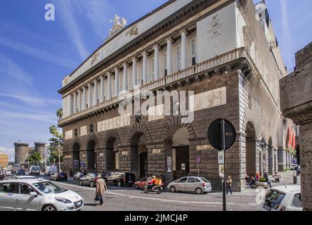 Opernhaus Real Teatro di San Carlo, Neapel, Golf von Neapel, Kampanien, Süditalien, Italien Stockfoto