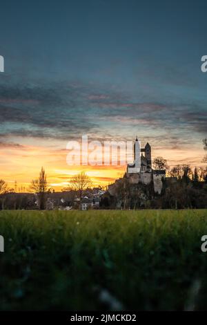 Kirche St. Lubentius in Dietkirchen oberhalb der Lahn, bei Limburg an der Lahn, Hessen, Deutschland Stockfoto